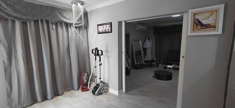 4 Bedroom Property for Sale in Universitas Ridge Free State